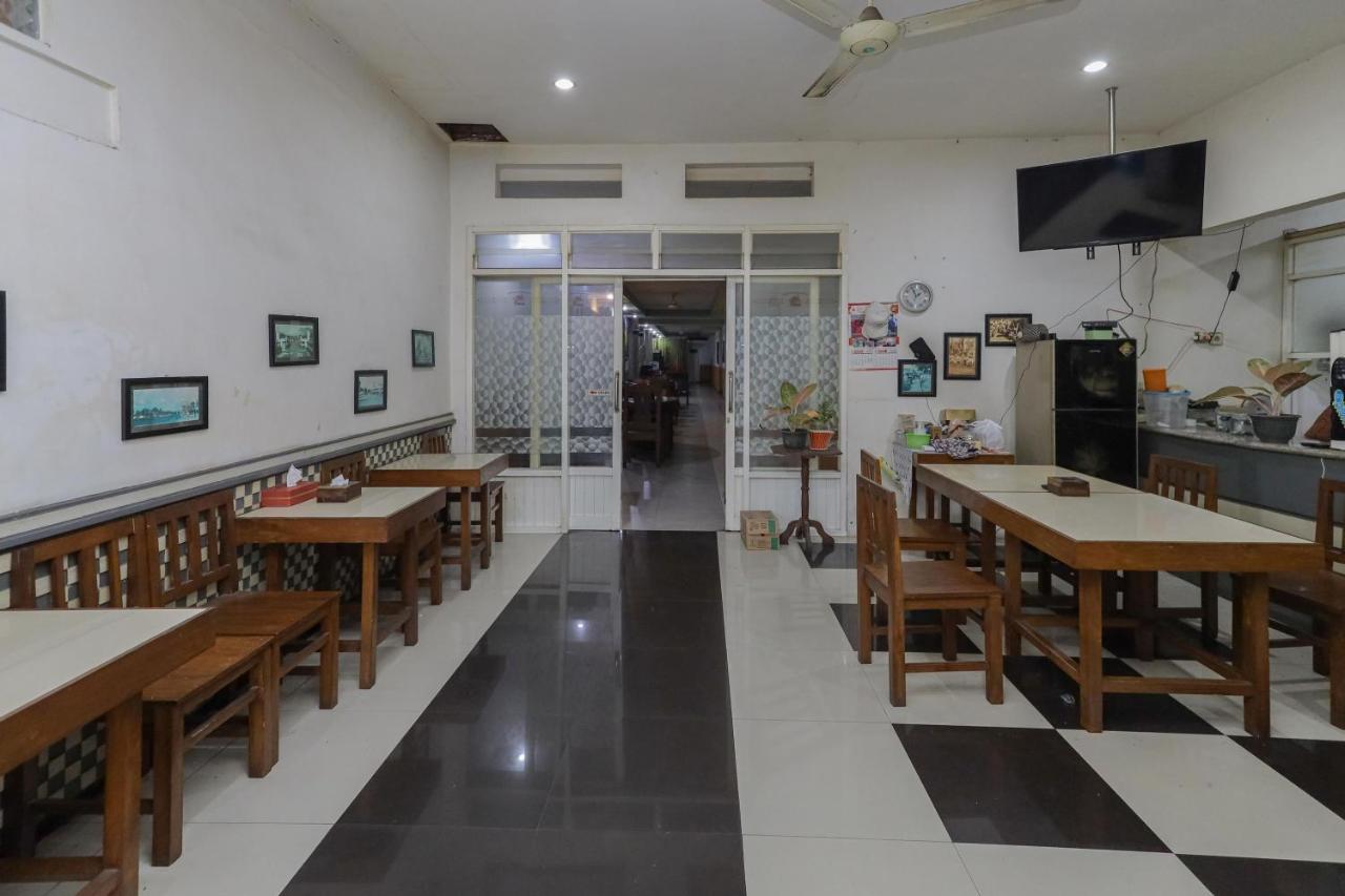 Reddoorz Near Stasiun Malang Kota Lama 2 Extérieur photo